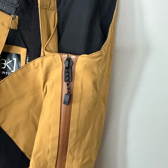Burton AK Gore-Tex 2L Kimmy Bib Snowpants Woodthrush - Picture 12 of 15